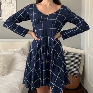 A&F long-sleeved dress